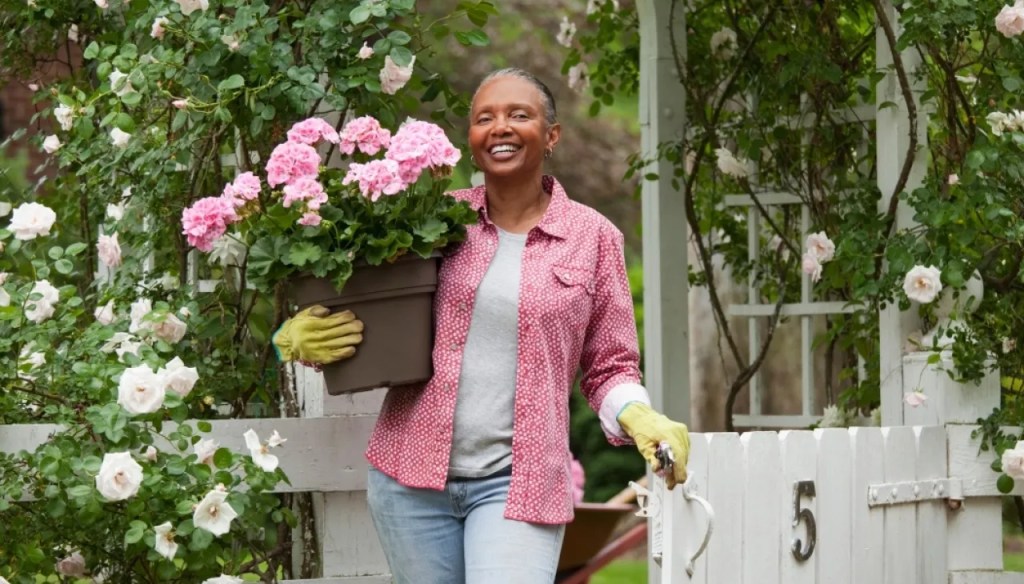 Zone Zero Is the New Exercise Trend Experts Love—and You’re Probably Already Doing&nbsp;It